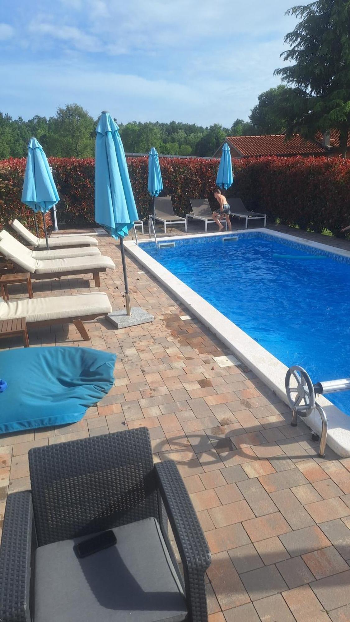 Guest House Flora Pazin Exterior photo